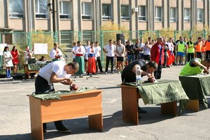 Козацькому роду нема переводу