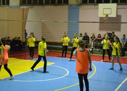 Вітаємо збірну команду факультету економіки і підприємництва з перемогою у чемпіонаті університету з волейболу