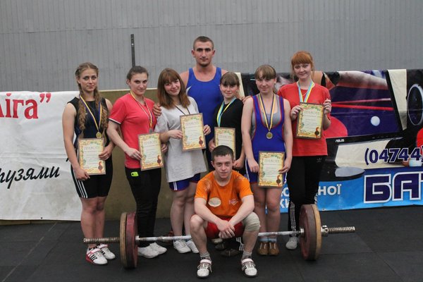 Змагання з важкої атлетики на першість університету