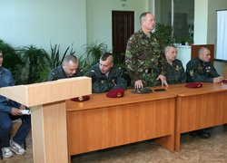 Низький уклін батькам за справжніх синів України!