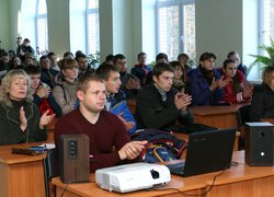 Низький уклін батькам за справжніх синів України!