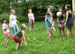 Студенти Уманського НУС подарували дітям свято