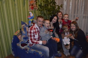 Студенти Уманського НУС подарували частинку тепла своїх сердець малюкам