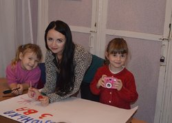 Студенти Уманського НУС подарували частинку тепла своїх сердець малюкам