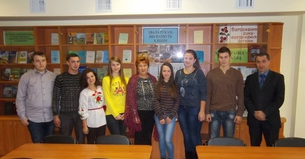 Я витканий з клембівських рушників