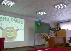 Доцент Аніщенко Г.Ю. оголошує умови конкурсу