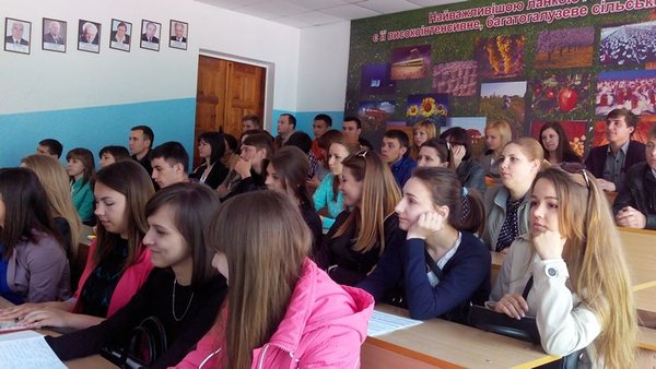 Ярмарок вакансій: нові перспективи працевлаштування для студентів