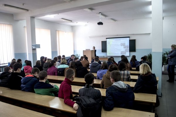 Знайомство учнів Уманської ЗОШ № 3 з професією економіста