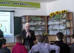 Знайомство учнів Уманської ЗОШ № 3 з професією економіста