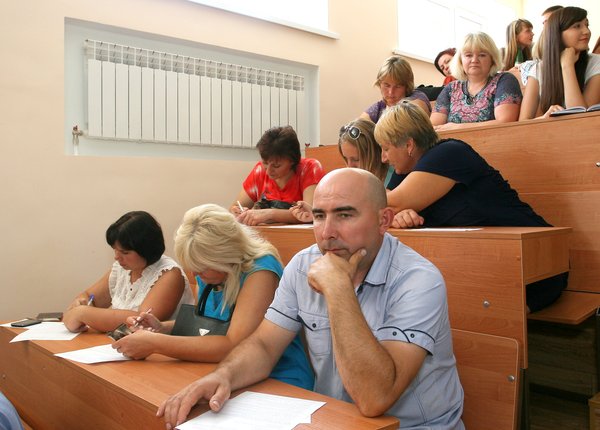 Збори батьків та першокурсників на факультеті економіки і підприємництва