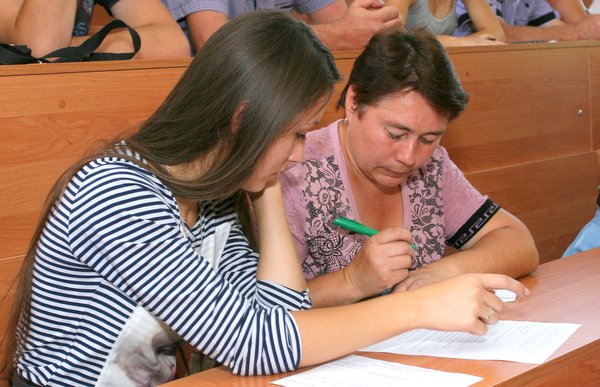 Збори батьків та першокурсників на факультеті економіки і підприємництва