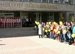 Ще не вмерла України і слава, і воля...