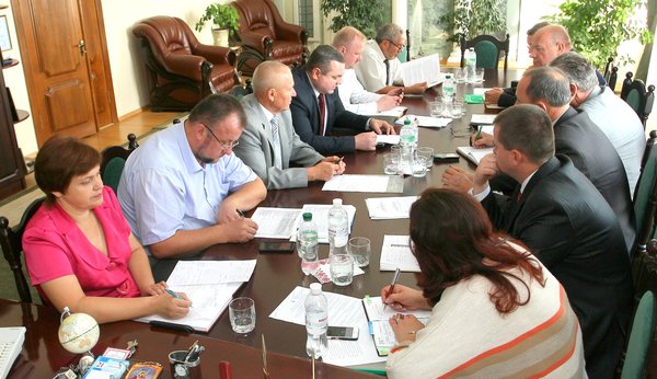 Виробнича нарада за участю директорів відокремлених структурних підрозділів Уманського НУС