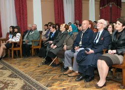 Хай не згасає пам'ять про героїв!