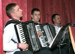 Хай не згасає пам'ять про героїв!