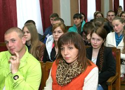 Хай не згасає пам'ять про героїв!