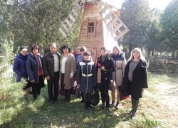 Особливості озеленення навчальних закладів розглядали на науково-методичному семінарі у Берестівецькій ЗОШ