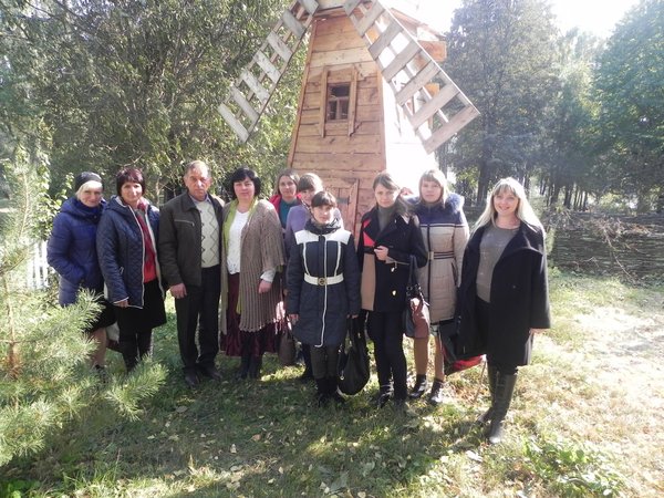 Особливості озеленення навчальних закладів розглядали на науково-методичному семінарі у Берестівецькій ЗОШ
