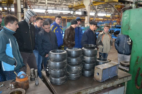 Екскурсія студентів-механіків на ПАТ «Уманьферммаш»