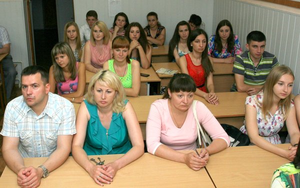 Аспекти реалізації підприємницьких ініціатив обговорювалася в Уманському НУС