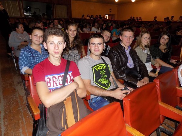Чарівний світ театру знову відкрив свої таємниці студентам факультету економіки і підприємництва