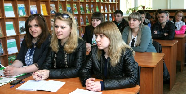 Для студентів Уманського НУС відбувся ярмарок вакансій