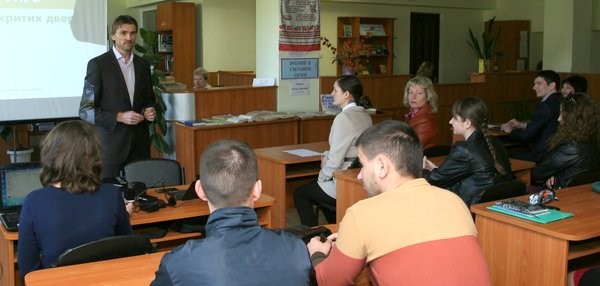 Для студентів Уманського НУС відбувся ярмарок вакансій