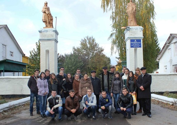 Виїзне засідання наукового гуртка кафедри менеджменту організацій на виробничій базі CТОВ «Верхнячка-Агро»