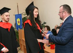 Факультет менеджменту проводжав своїх випускників