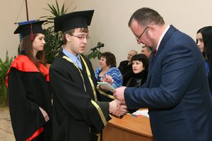 Факультет менеджменту проводжав своїх випускників