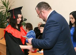 Факультет менеджменту проводжав своїх випускників