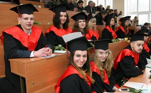 Факультет менеджменту проводжав своїх випускників