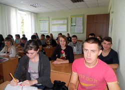 Зустріч менеджерів із випускником