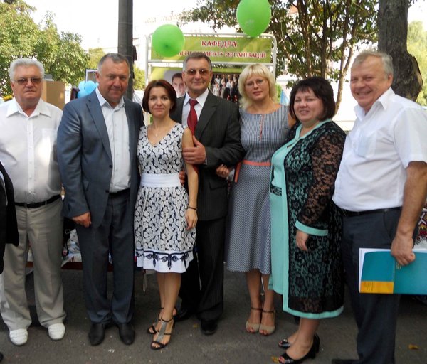 Зустріч менеджерів із випускником