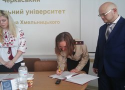 Підписано договір про співпрацю Рад молодих учених ВНЗ Черкащини