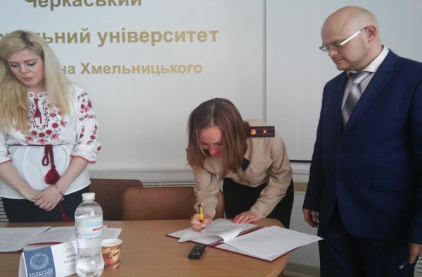 Підписано договір про співпрацю Рад молодих учених ВНЗ Черкащини