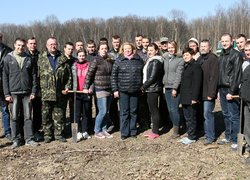 Уманський НУС бере участь в озелененні