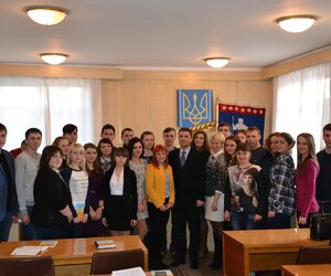 Уманська академія лідерів