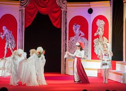 Студенти УНУС відвідали «Весілля Фігаро»