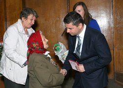 Творчі колективи Уманського НУС вітали ветеранів зі святом