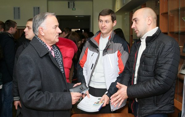 В Уманському НУС відбувся традиційний ярмарок вакансій
