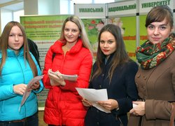 В Уманському НУС відбувся традиційний ярмарок вакансій