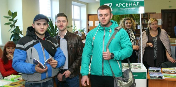 В Уманському НУС відбувся традиційний ярмарок вакансій