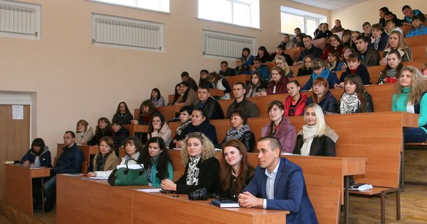 В Уманському НУС відбувся традиційний ярмарок вакансій