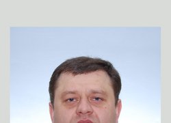 Галасун Юрій Петрович, агрохімік центрального офісу ТОВ  НВФ «УРОЖАЙ» Миронівського хлібопродукту, кандидат сільськогосподарських наук, факультет агрономії закінчив у 2001 році