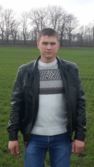 Гавриш Сергій Вікторович, агрономом дільниці в ТОВ «НВФ «Урожай» Миронівського хлібопродукту, закінчив факультет агрономії в 2013 році