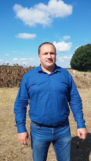 Однороженко Олександр Миколайович, заступник директора з виробництва ТОВ «ТАС АГРО», випускник 2002 року