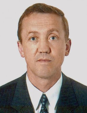 Петриченко Василь Флорович,  радник дирекції Інституту кормів та сільського господарства Поділля НААН, академік НААН України, доктор с.–г. наук, професор, заслужений діяч науки і техніки України, лауреат Державної премії України, закінчив факультет агрономії в 1983 році