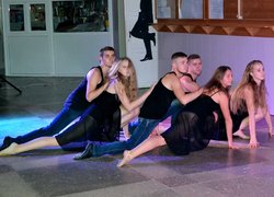 Осінній вальс закружляв Уманський НУС