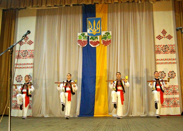Посвята в студенти у Тальнівському коледжі